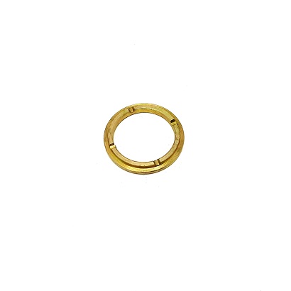 136990A1 - ARRUELA